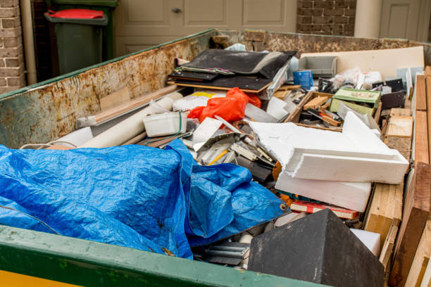 Best Estate Cleanout  in Algonac, MI